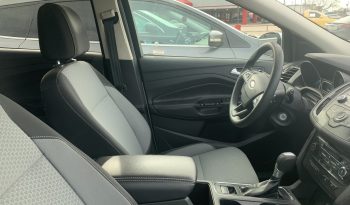 2017 Ford Escape 4WD SE full