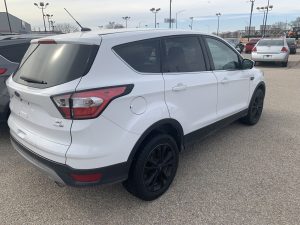 2017 Ford Escape 4WD SE